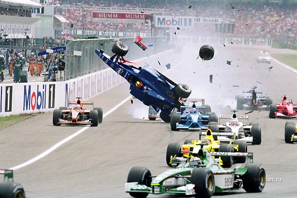 F1_crash.jpg