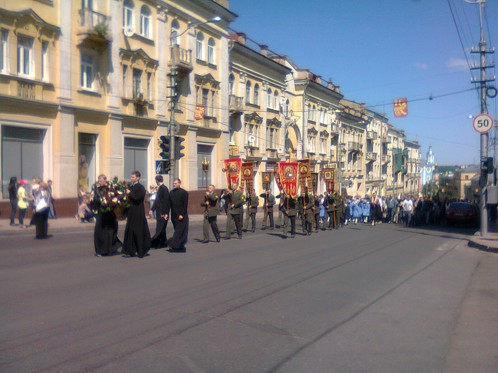 Крестный ход 24-05-2012.jpg