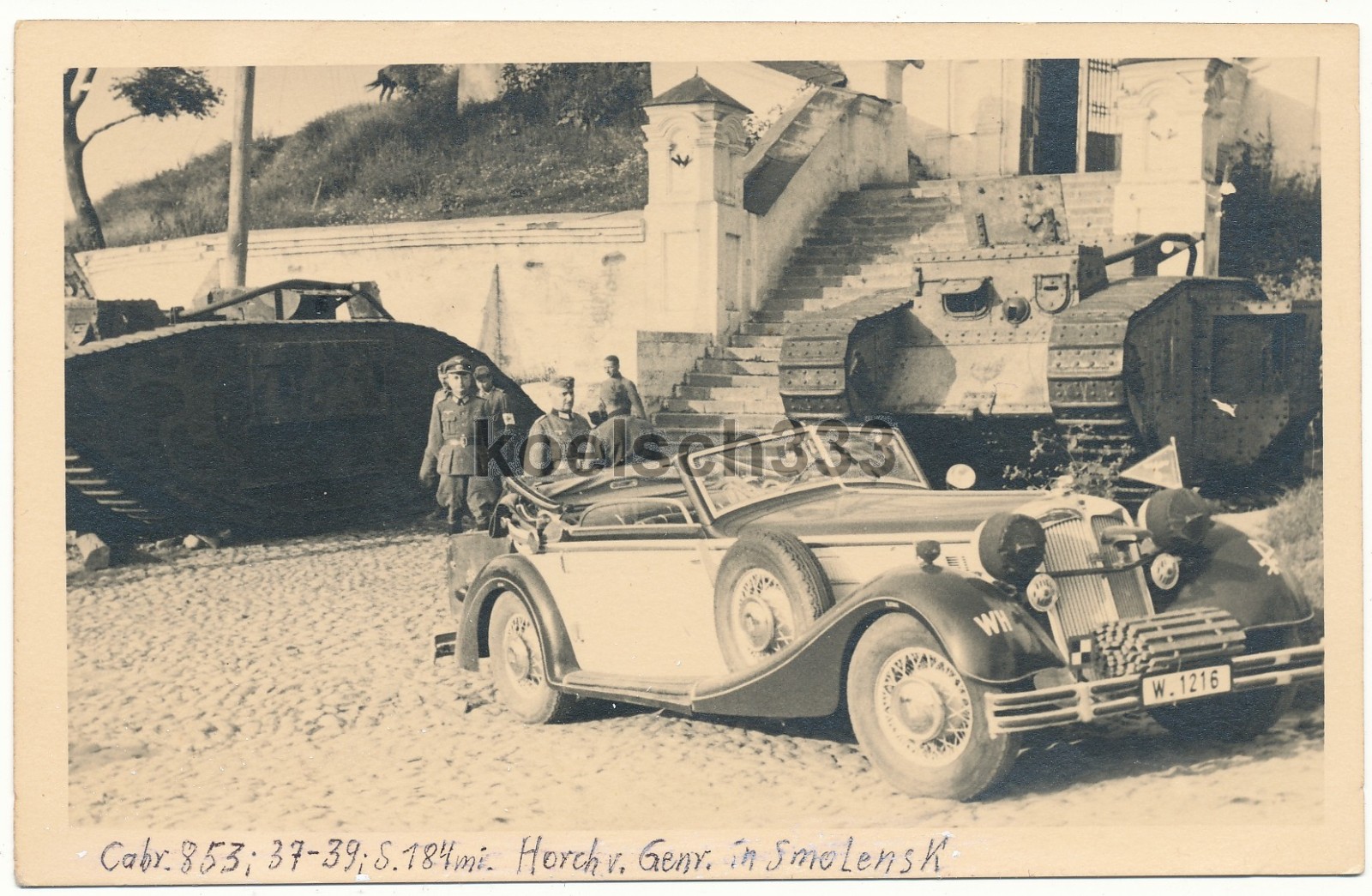 Horch Cabrio PKW Panzer General Reinhardt Smolensk 1941.jpeg