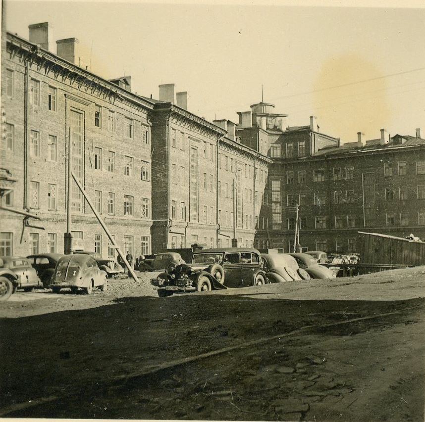 Russland PKW Auto Kübelwagen Wappen Kennzeichen Foto_.JPG