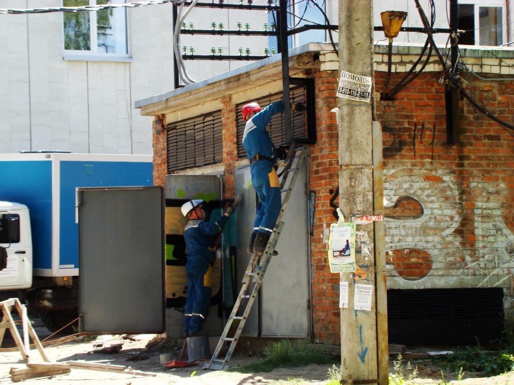 у дома со львами 09.06.2015